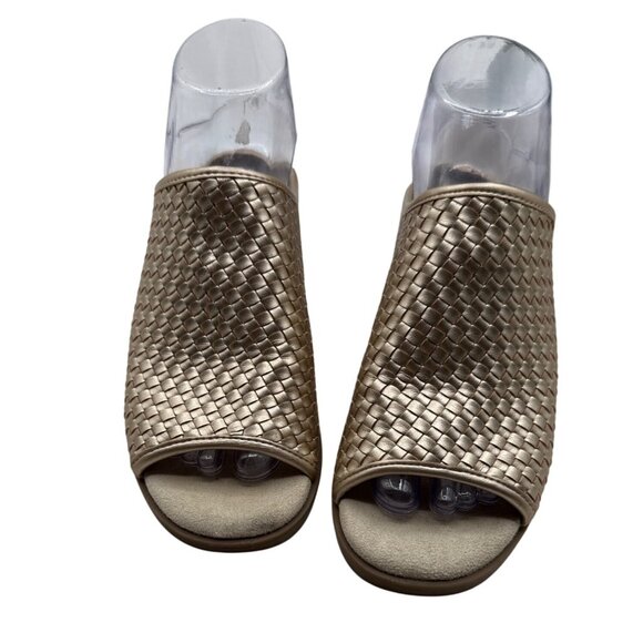 Bella Vita Size 6WW  Woven Peep-Toe Mules Wooden Block Heels For Women - Picture 4 of 12